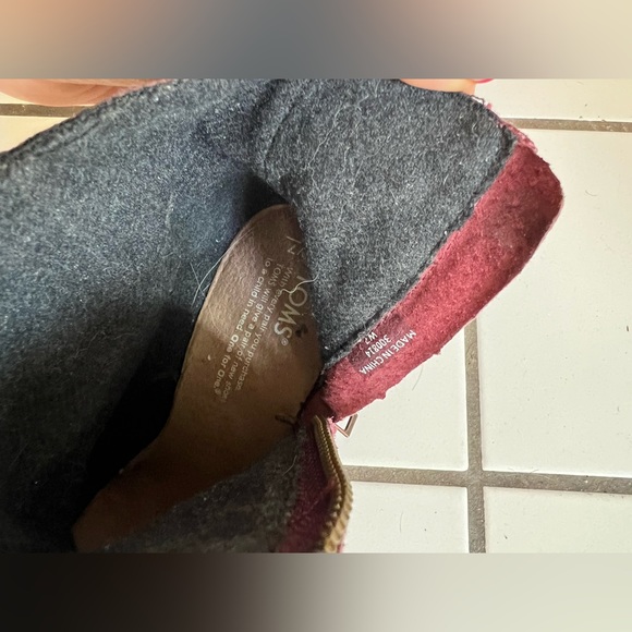 Toms maroon wedge boot Size 7 - Picture 6 of 8